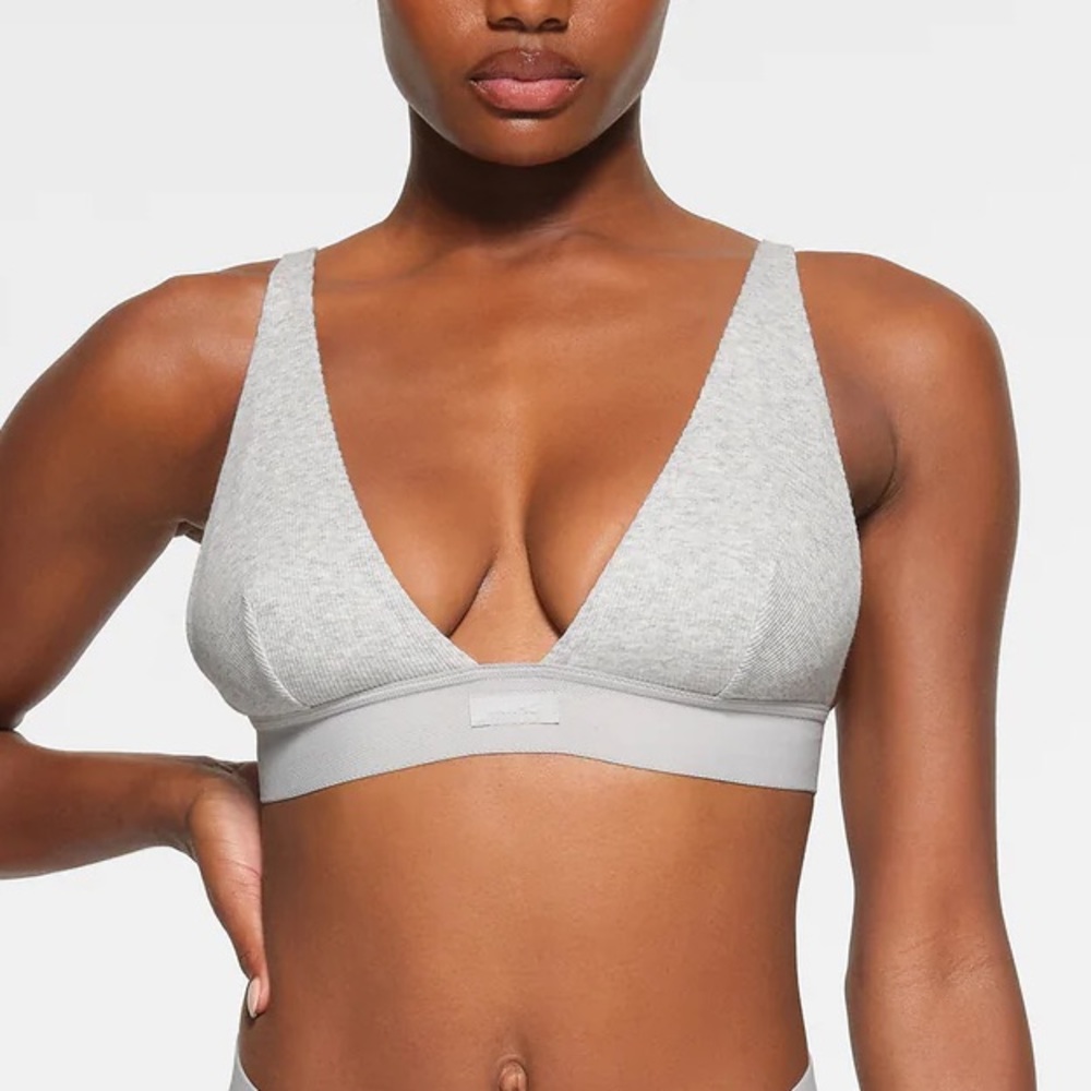 SKIMS COTTON PLUNGE BRALETTE | LIGHT HEATHER GREY